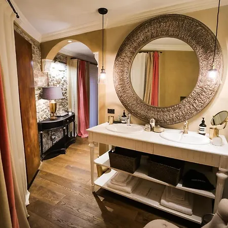 Bed & Breakfast La Piazzetta Degli Artisti - Boutique *