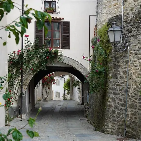 La Piazzetta Degli Artisti - Boutique
