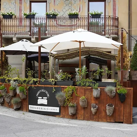La Piazzetta Degli Artisti - Boutique 4*