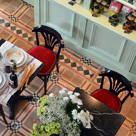 La Piazzetta Degli Artisti - Boutique 4* Bossolasco
