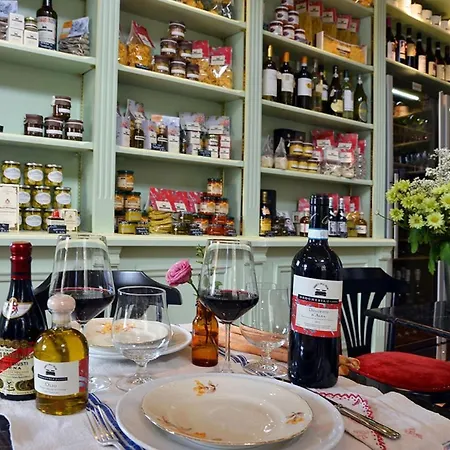 La Piazzetta Degli Artisti - Boutique Frühstückspension Bossolasco
